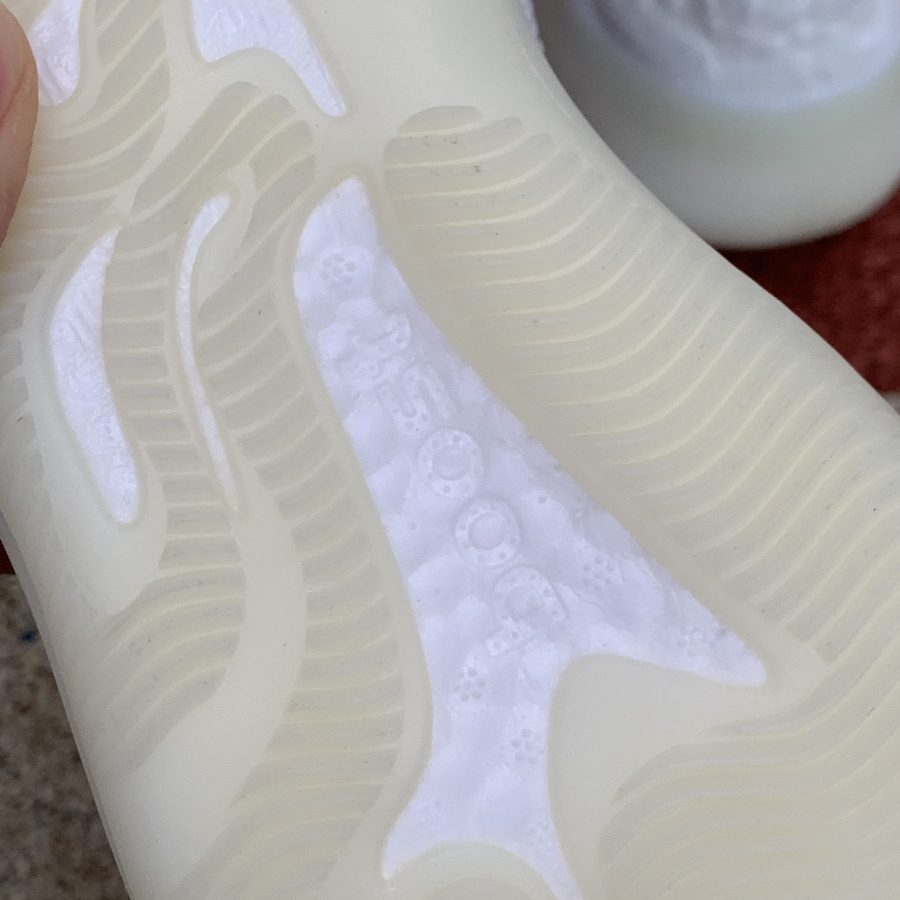 Adidas Yeezy Boost 380 Calcite Glow Gz8668  17 - www.kickbulk.cc